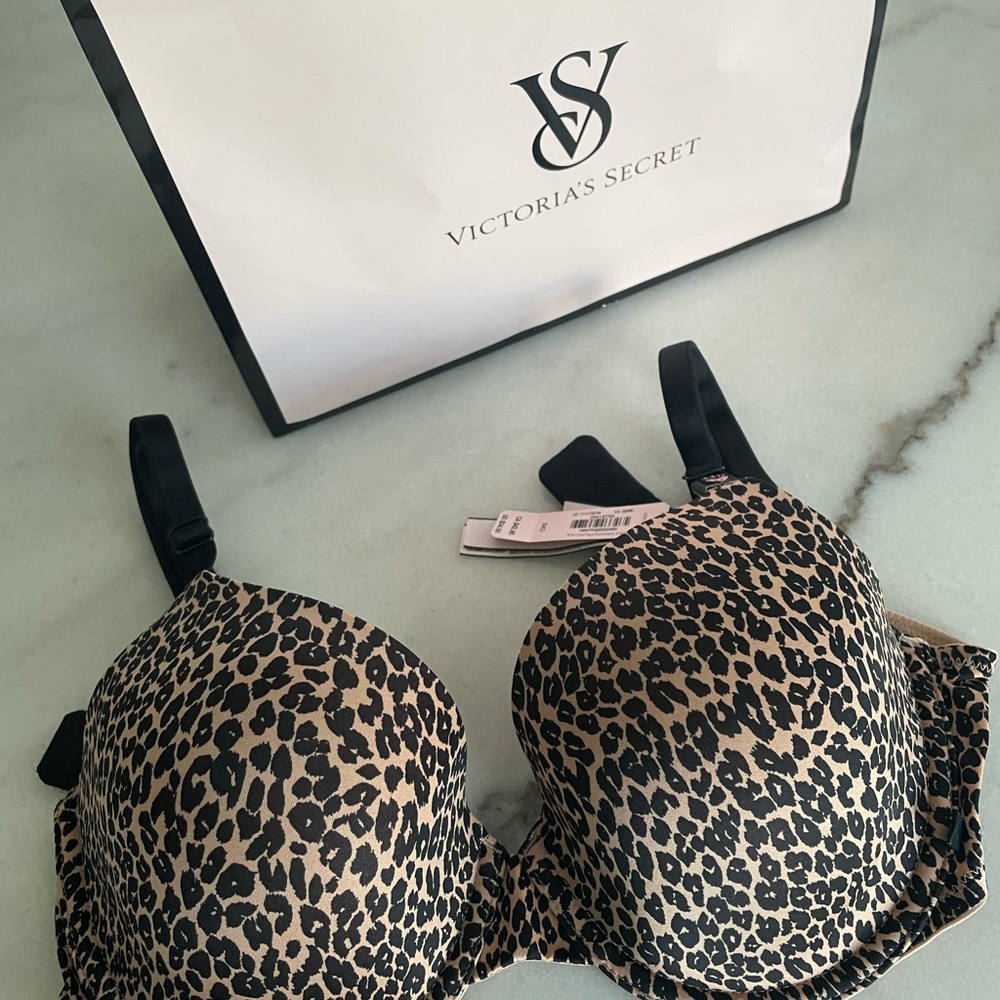 NWT Victoria's Secret 34d black leopard print underwire lightly lined bra - Picture 2 of 12